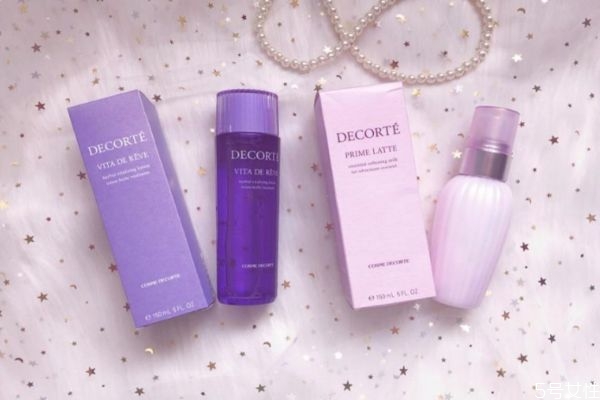 護膚乳怎么用才正確 護膚乳的正確用法 護膚乳怎么用才正確 護膚乳的正確用法