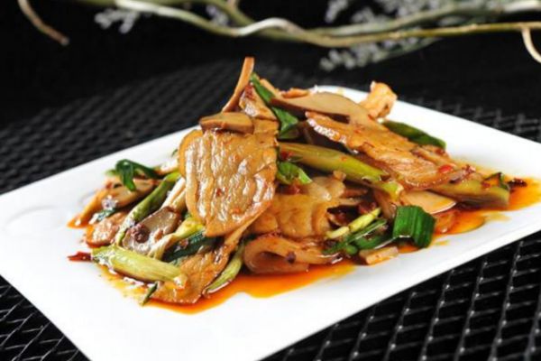 香干回鍋肉怎么做好吃 香干回鍋肉的美味做法 香干回鍋肉怎么做好吃 香干回鍋肉的美味做法