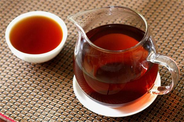 黑糯茶適合什么人喝 黑糯茶什么人不能喝 黑糯茶適合什么人喝 黑糯茶什么人不能喝