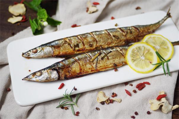 秋刀魚吃多了會怎么樣 秋刀魚吃多了有害嗎