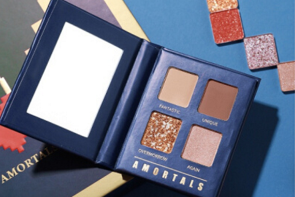 爾木萄情書眼影飛粉嗎 爾木萄情書眼影怎么挑選 爾木萄情書眼影飛粉嗎 爾木萄情書眼影怎么挑選