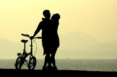 老公離家出走的心理 怎么對(duì)付離家出走的老公 老公離家出走的心理 怎么對(duì)付離家出走的老公