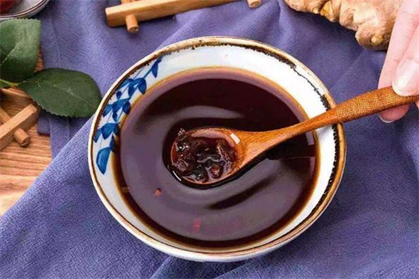 姜糖膏什么時候喝最好 姜糖膏空腹喝還是飯后喝 姜糖膏什么時候喝最好 姜糖膏空腹喝還是飯后喝