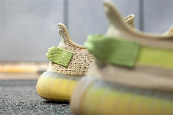 yeezy350亞麻真假辨別 yeezy350flax新亞洲限定測(cè)評(píng)