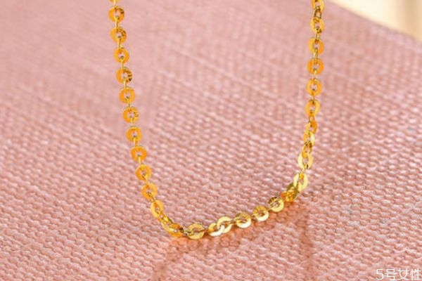 鎖骨鏈怎么戴好看 鎖骨鏈的佩戴技巧