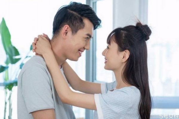 戀愛(ài)期磨合期沒(méi)話題怎么辦 戀愛(ài)磨合期怎么尋找話題