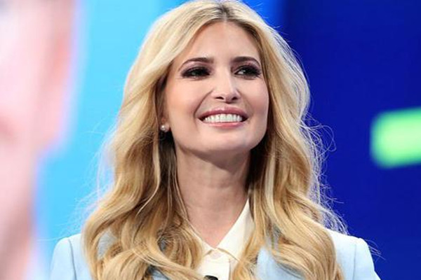 頭發(fā)多適合大波浪嗎 頭發(fā)多燙大波浪好看嗎 頭發(fā)多適合大波浪嗎 頭發(fā)多燙大波浪好看嗎