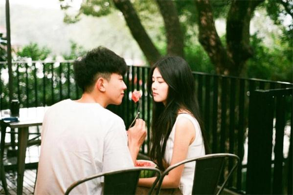 前任有對象了還會(huì)回頭嗎 前任有對象了怎么復(fù)合 前任有對象了還會(huì)回頭嗎 前任有對象了怎么復(fù)合