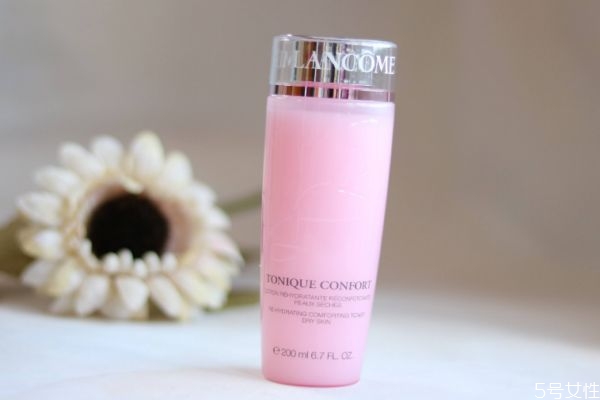 蘭蔻粉水適合油皮使用嗎 油皮可以使用蘭蔻粉水嗎 蘭蔻粉水適合油皮使用嗎 油皮可以使用蘭蔻粉水嗎