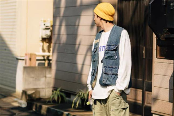 2020年流行什么馬甲 2020年馬甲流行款式圖片 2020年流行什么馬甲 2020年馬甲流行款式圖片