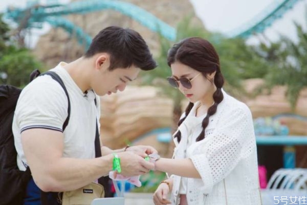 談戀愛(ài)怎么找話題 談戀愛(ài)找什么話題好