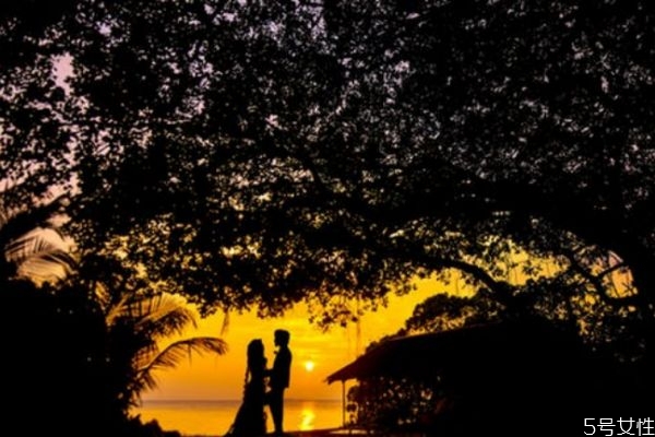 斷聯(lián)多久男人會崩潰 斷聯(lián)男人的心理 斷聯(lián)多久男人會崩潰 斷聯(lián)男人的心理