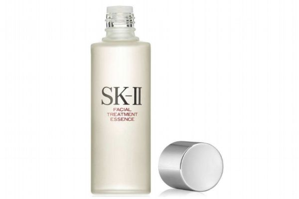 過(guò)期的爽膚水能做什么 爽膚水剛剛過(guò)期可以用嗎