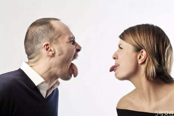 夫妻價(jià)值觀不同有哪些表現(xiàn) 夫妻不同價(jià)值觀有什么表現(xiàn) 夫妻價(jià)值觀不同有哪些表現(xiàn) 夫妻不同價(jià)值觀有什么表現(xiàn)