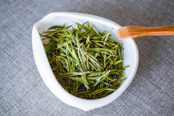 資溪白茶的作用 資溪白茶多少錢一斤 資溪白茶的作用 資溪白茶多少錢一斤