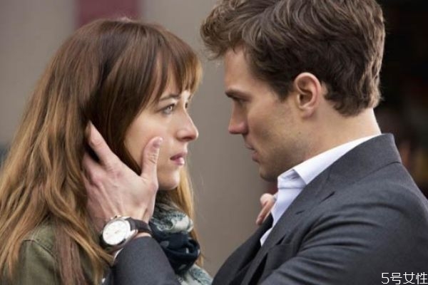 談戀愛(ài)多久后適合同居 談戀愛(ài)多久結(jié)婚