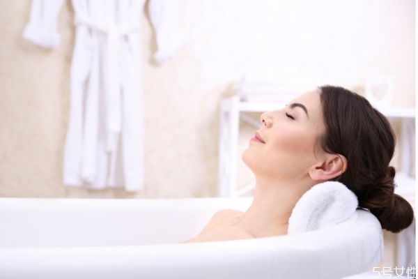 洗澡可以減肥嗎 洗澡可以消耗多少熱量 洗澡可以減肥嗎 洗澡可以消耗多少熱量