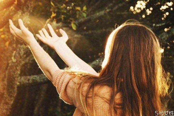 女朋友生氣應該怎么辦 女朋友生氣應該怎么哄 女朋友生氣應該怎么辦 女朋友生氣應該怎么哄