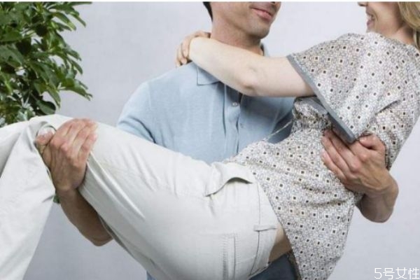 傷過老公的心怎么彌補 傷了老公的心怎樣挽回 傷過老公的心怎么彌補 傷了老公的心怎樣挽回