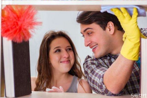 老公出軌后妻子的正確做法 老公出軌妻子應該怎么辦 老公出軌后妻子的正確做法 老公出軌妻子應該怎么辦