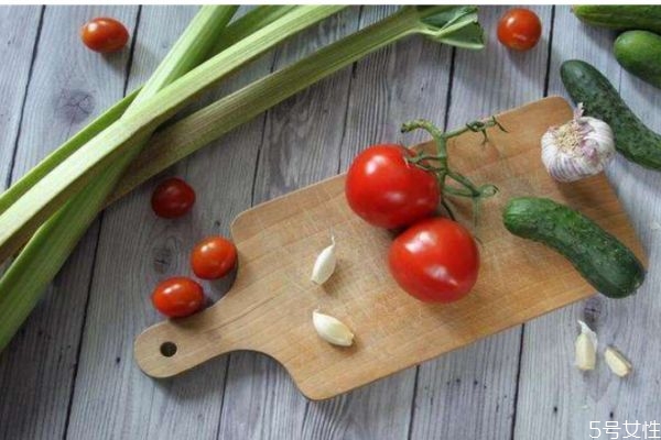 晚餐不吃主食能減肥嗎 晚餐不吃主食會(huì)瘦嗎