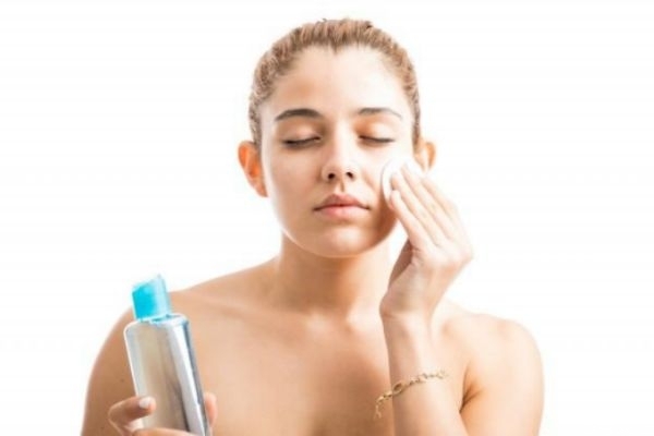 女生毛孔粗大如何改善 收縮毛孔最快的方法 女生毛孔粗大如何改善 收縮毛孔最快的方法