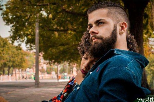 男人真分手的表現有什么 如何分辨男人是不是真分手 男人真分手的表現有什么 如何分辨男人是不是真分手