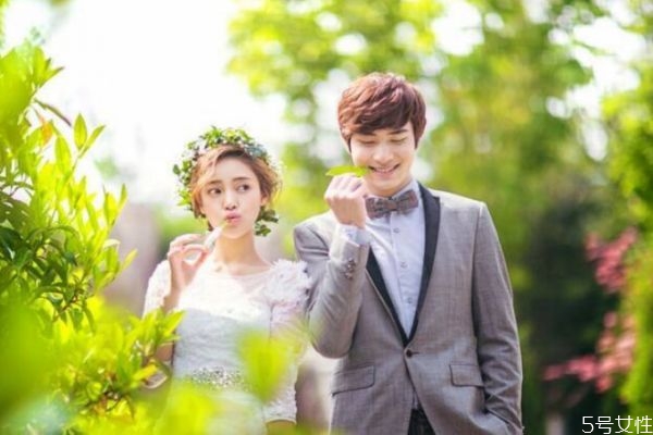 領(lǐng)結(jié)婚證一定要做婚檢嗎 領(lǐng)結(jié)婚證有哪些注意事項