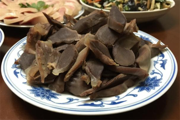 吃鴨胗會(huì)長(zhǎng)胖嗎 減肥期間可以吃鴨胗嗎