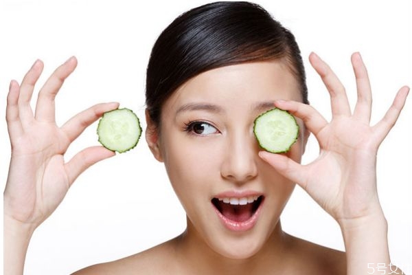 皮膚保養(yǎng)和不保養(yǎng)的區(qū)別 保養(yǎng)皮膚和不保養(yǎng)皮膚的差別 皮膚保養(yǎng)和不保養(yǎng)的區(qū)別 保養(yǎng)皮膚和不保養(yǎng)皮膚的差別