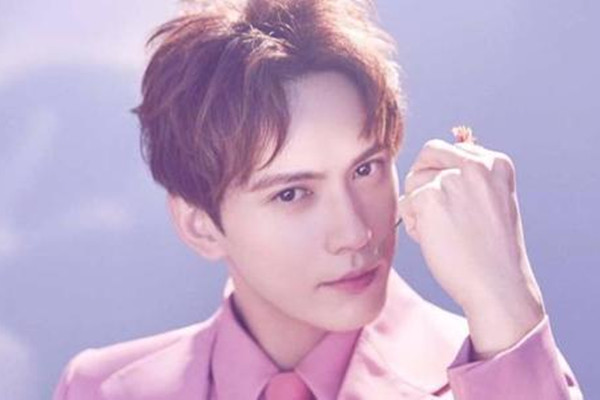 男生看顏值還是學(xué)歷 男生覺得顏值和學(xué)歷哪個重要