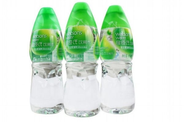 蒸餾水對(duì)皮膚有什么作用 蒸餾水對(duì)皮膚的作用 蒸餾水對(duì)皮膚有什么作用 蒸餾水對(duì)皮膚的作用