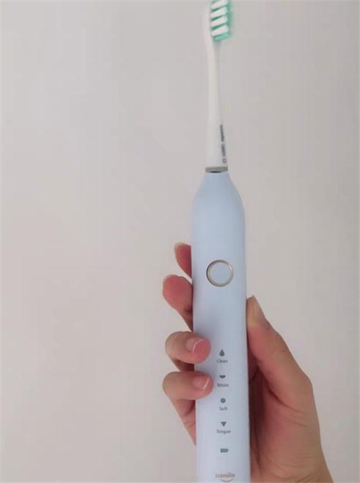 一篇文章帶你了解，電動牙刷和普通牙刷哪個好？