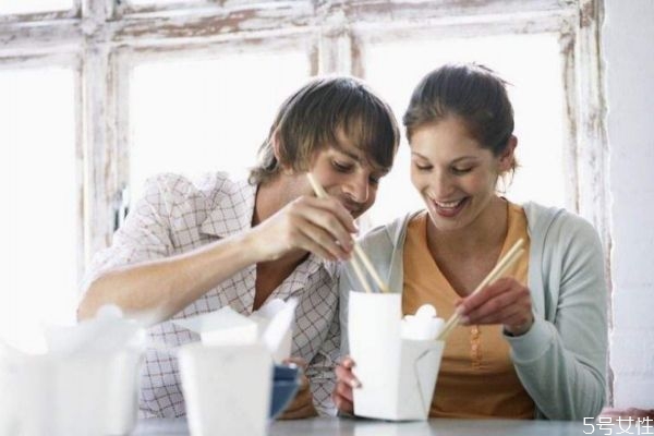 如何整治經(jīng)常晚歸的老公 老公晚歸應(yīng)該怎么整治 如何整治經(jīng)常晚歸的老公 老公晚歸應(yīng)該怎么整治