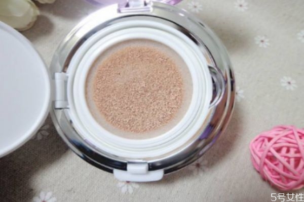 怎么判斷氣墊用完了 氣墊可以用多長時間 怎么判斷氣墊用完了 氣墊可以用多長時間