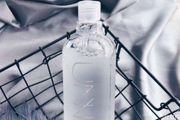 中性皮膚該如何卸妝 中性皮膚用什么卸妝 中性皮膚該如何卸妝 中性皮膚用什么卸妝