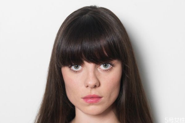 空氣劉海假發(fā)片會很假嗎 劉海假發(fā)片缺點(diǎn)