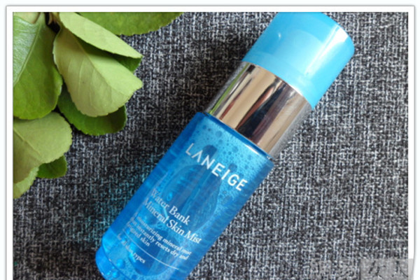 蘭芝水酷潤顏礦物水噴霧的優(yōu)點 蘭芝水酷潤顏礦物水噴霧功效 蘭芝水酷潤顏礦物水噴霧的優(yōu)點 蘭芝水酷潤顏礦物水噴霧功效