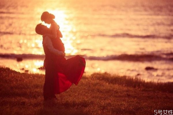 遇到真愛(ài)是什么感覺(jué) 這幾種感覺(jué)說(shuō)明你遇上了對(duì)的人