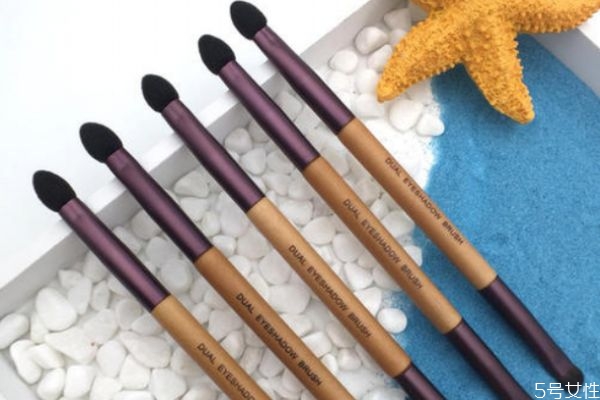 化妝刷的海綿棒是做什么的 化妝刷海綿棒的用途 化妝刷的海綿棒是做什么的 化妝刷海綿棒的用途