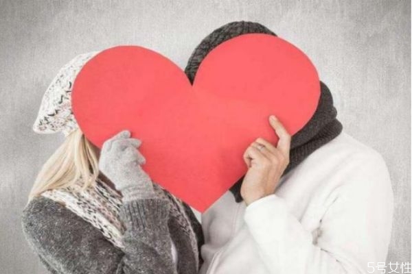 為什么女朋友會對自己說出軌了 輕浮的女人有哪些特點(diǎn)