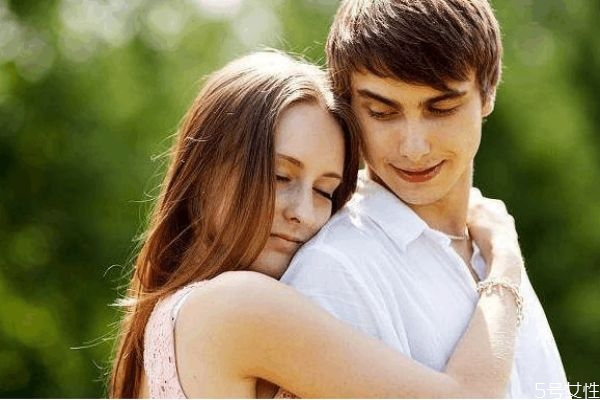 男人不靠譜的8種表現(xiàn) 從細(xì)節(jié)上辨別渣男 男人不靠譜的8種表現(xiàn) 從細(xì)節(jié)上辨別渣男