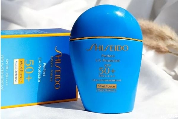 夏天陰天需要防曬嗎 陰天紫外線強還是晴天紫外線強