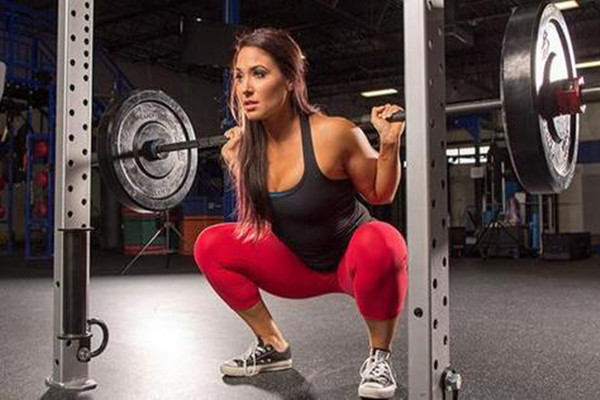 女生為什么要肌力訓(xùn)練 女生肌力訓(xùn)練的好處 女生為什么要肌力訓(xùn)練 女生肌力訓(xùn)練的好處