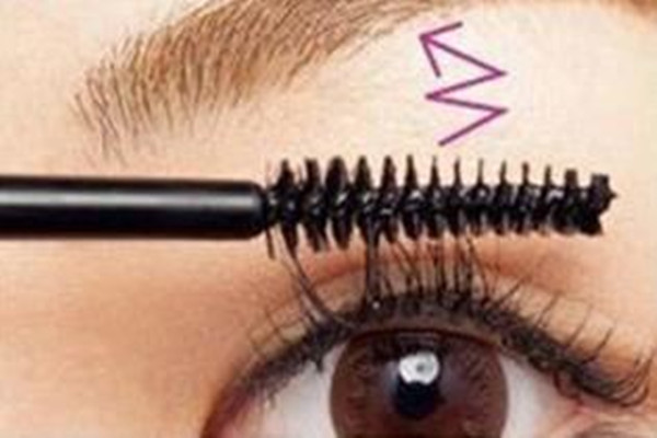 睫毛短涂睫毛膏的方法 睫毛短涂睫毛膏指南 睫毛短涂睫毛膏的方法 睫毛短涂睫毛膏指南