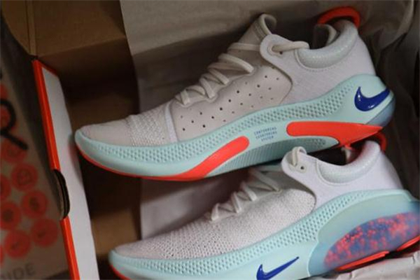 耐克復(fù)刻鞋是正品嗎 耐克復(fù)刻鞋好還是元年版好 耐克復(fù)刻鞋是正品嗎 耐克復(fù)刻鞋好還是元年版好