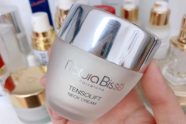 悅碧施頸霜哪個(gè)國家的 悅碧施頸霜好用嗎