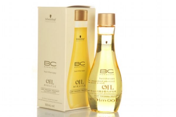 護(hù)發(fā)精油和護(hù)發(fā)素有什么區(qū)別 發(fā)膜和精油哪個(gè)效果好 護(hù)發(fā)精油和護(hù)發(fā)素有什么區(qū)別 發(fā)膜和精油哪個(gè)效果好