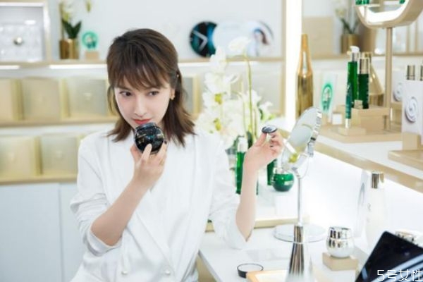 劉?？梢越娱L(zhǎng)嗎 接發(fā)可以只接劉海嗎