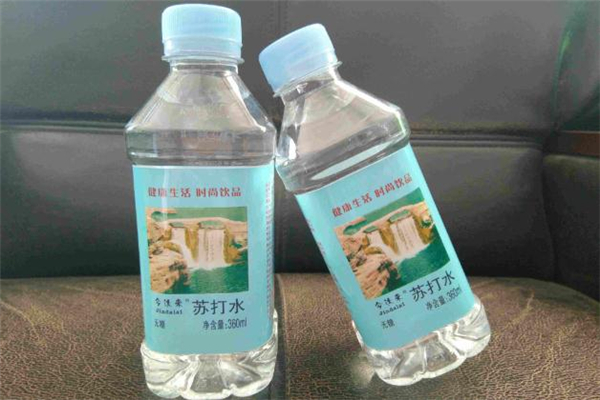 蘇打水的熱量 蘇打水含糖嗎 蘇打水的熱量 蘇打水含糖嗎